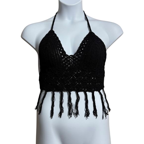 Uluwatu Black Boho crochet halter crop top with fringe - large - Picture 2 of 7